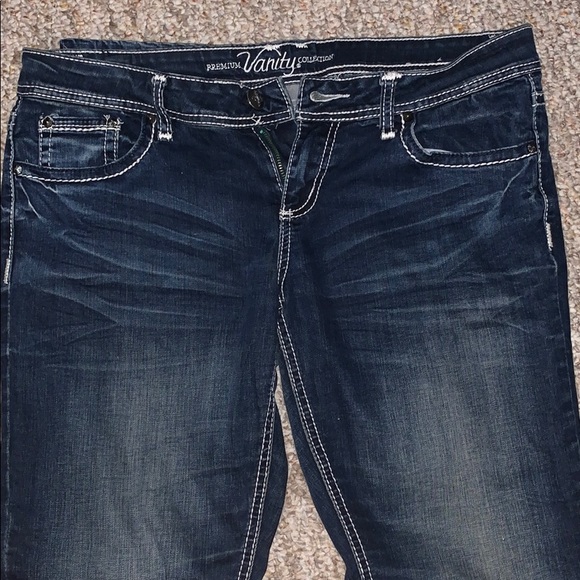 Jeans - Picture 2 of 3